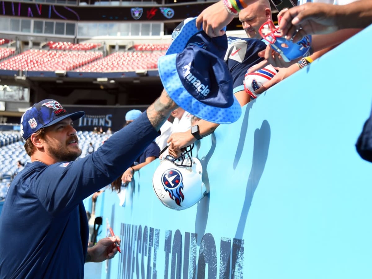 After Missing Game, Taylor Lewan Gets in a Full Week of Practice - Sports  Illustrated Tennessee Titans News, Analysis and More