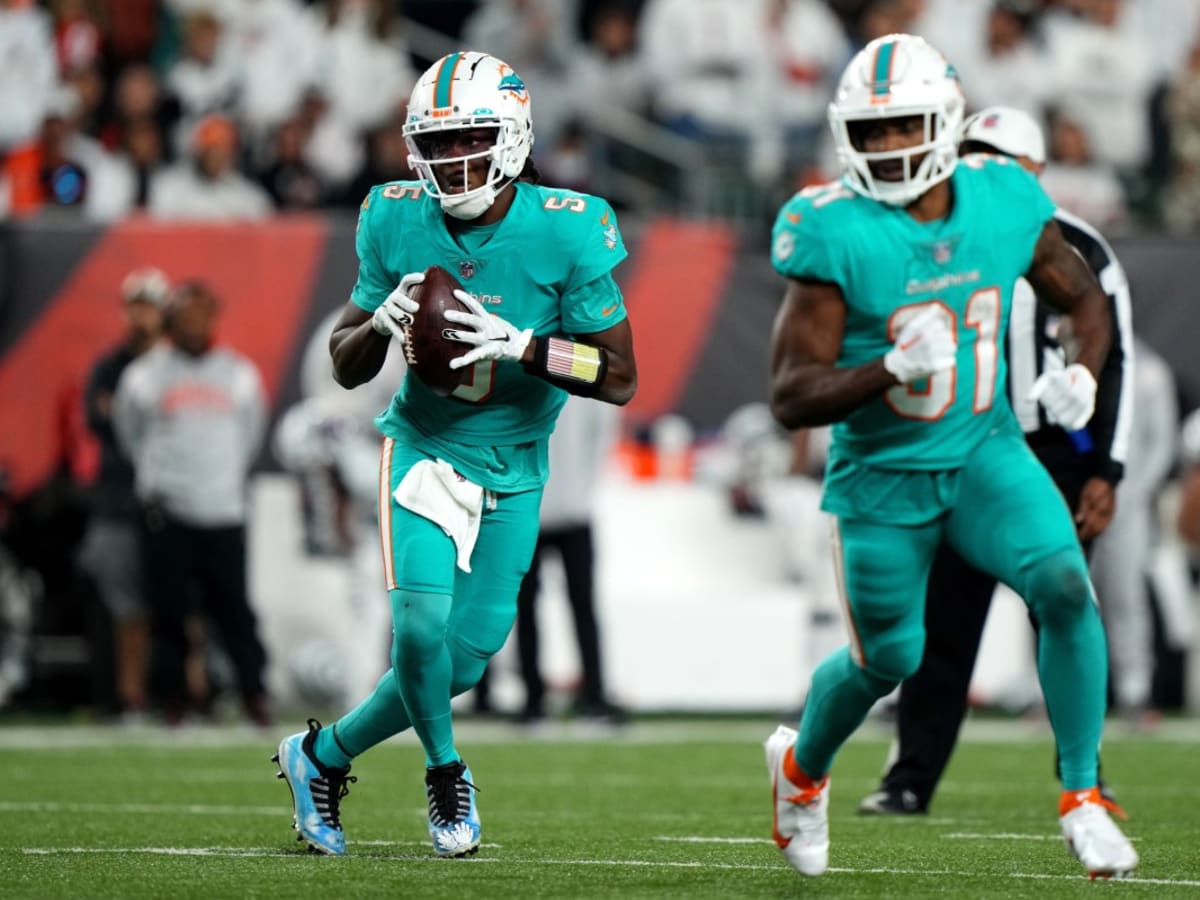 Miami Dolphins Sign Quarterback Teddy Bridgewater 5 Things to Know and Stats