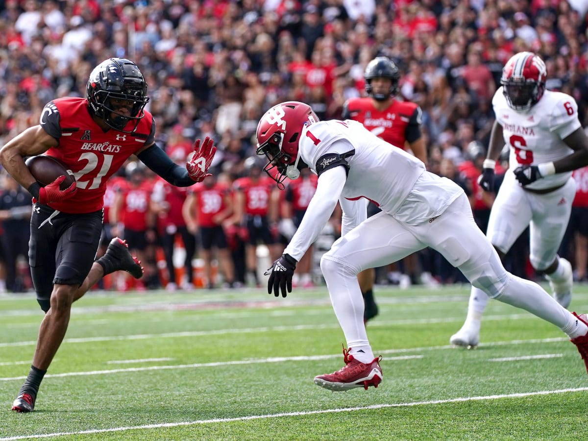 Cincinnati Football: Tyler Scott paces Bearcats past Navy to