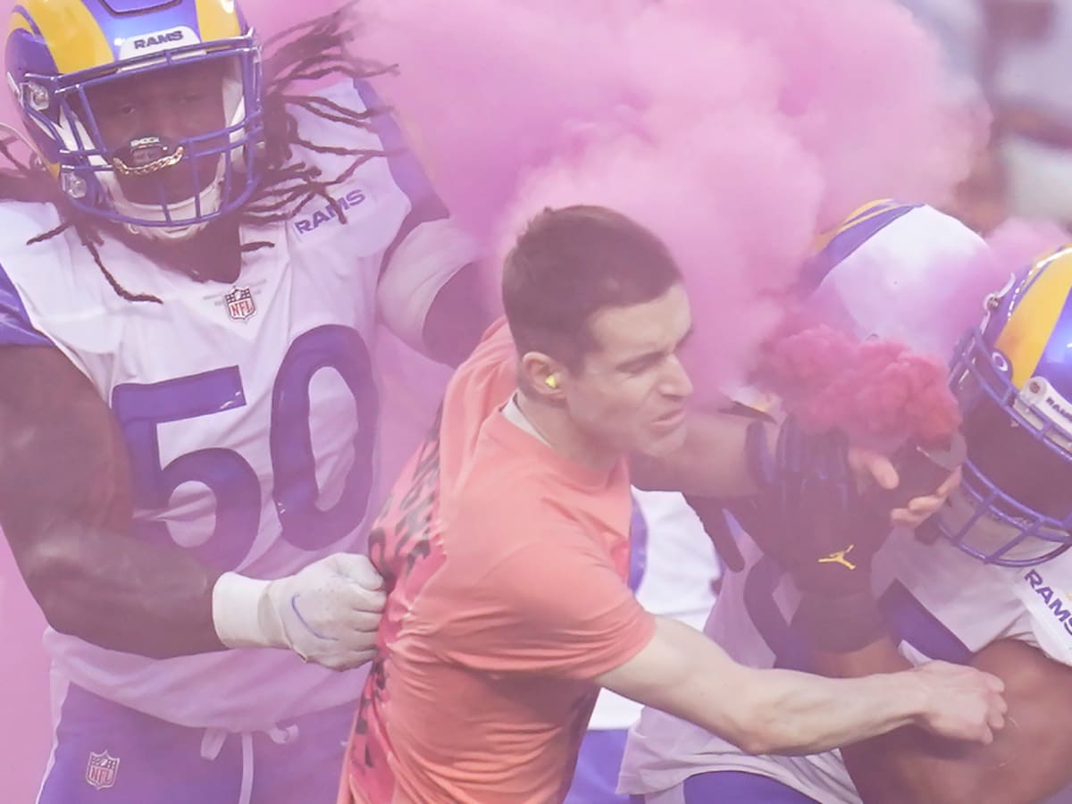 Bobby Wagner Tackles Protestor with Pink Smoke Bomb During Game