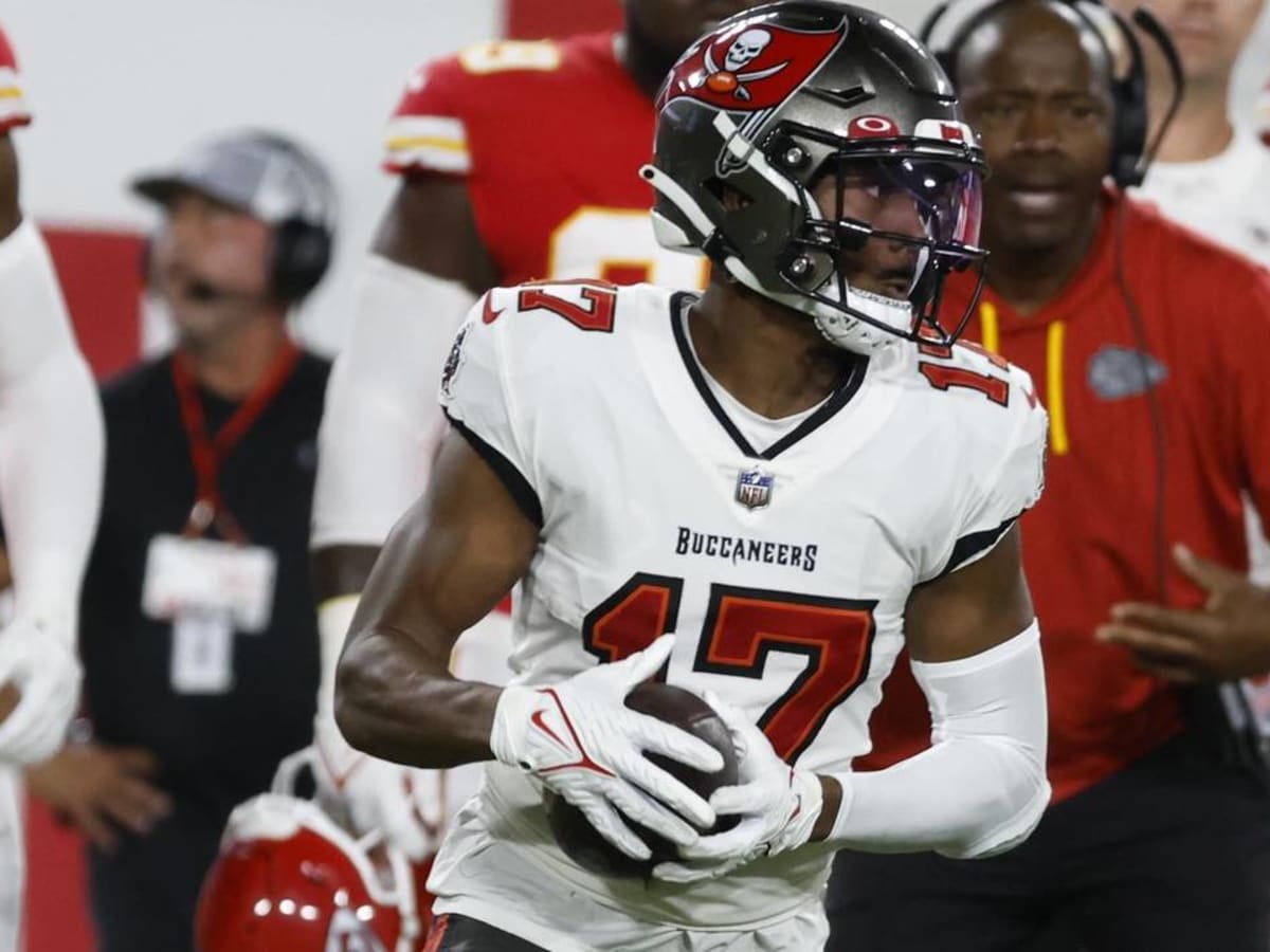 Russell Gage Questionable for Buccaneers vs. Falcons - Sports