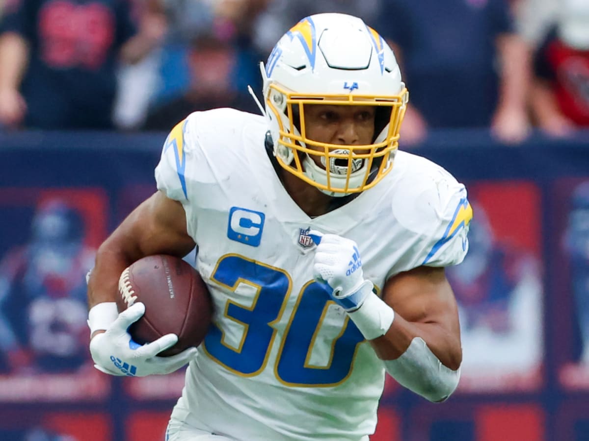 Chargers, Austin Ekeler agree to contract revision for 2023 season