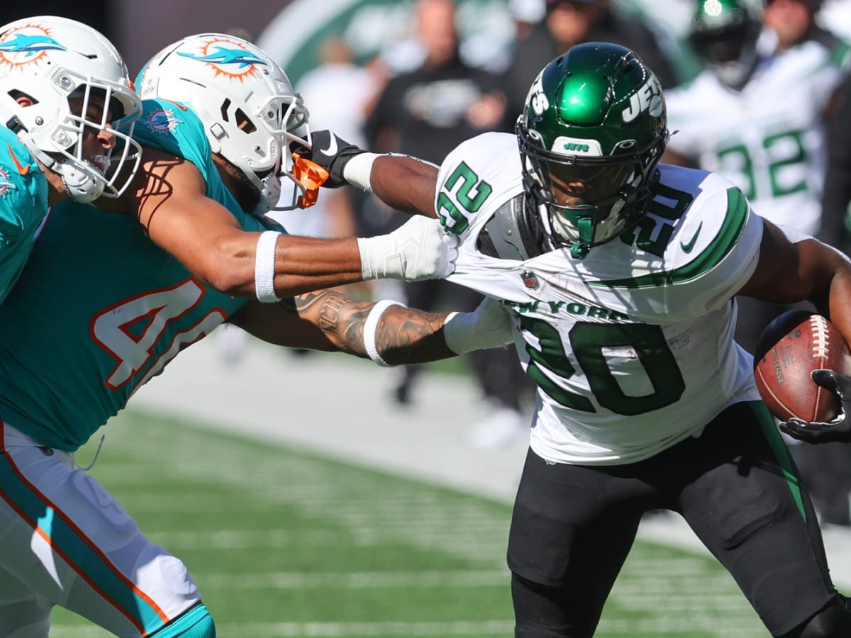 Miami Dolphins WR Tyreek Hill Reveals Why He Wasn't Traded to New York Jets  - Sports Illustrated New York Jets News, Analysis and More