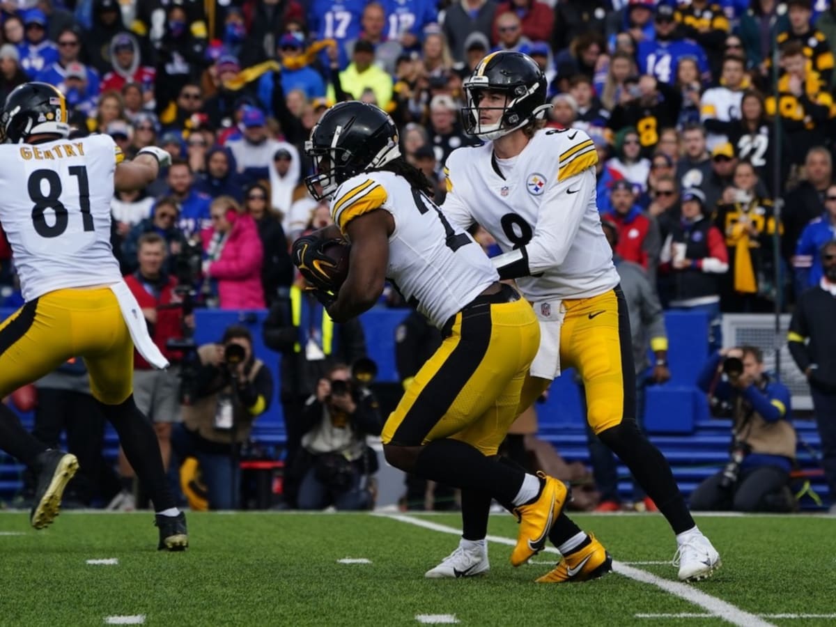 Buffalo Bills Salvage Scores Late, Fall to Pittsburgh Steelers as Starters  Debut - Sports Illustrated Buffalo Bills News, Analysis and More