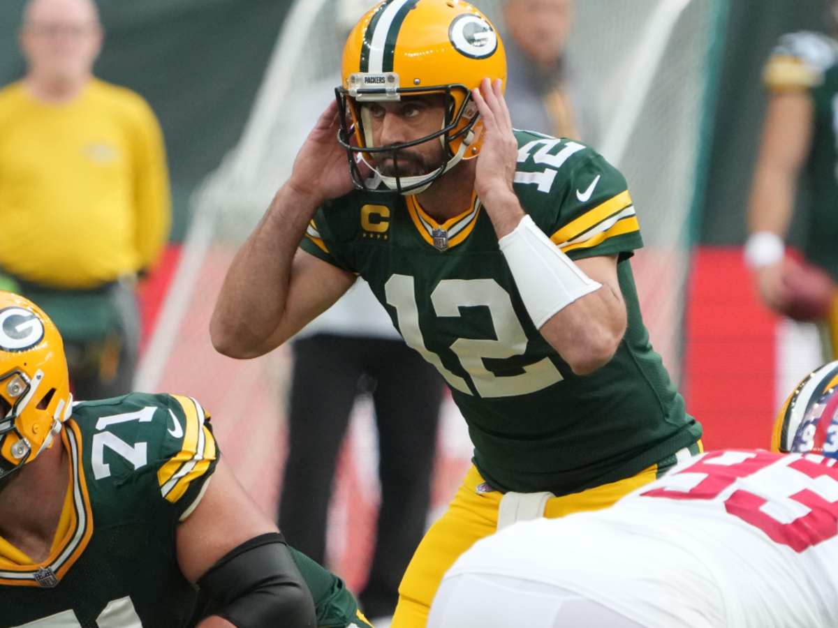 NFL analyst accuses Aaron Rodgers of creating locker room toxicity