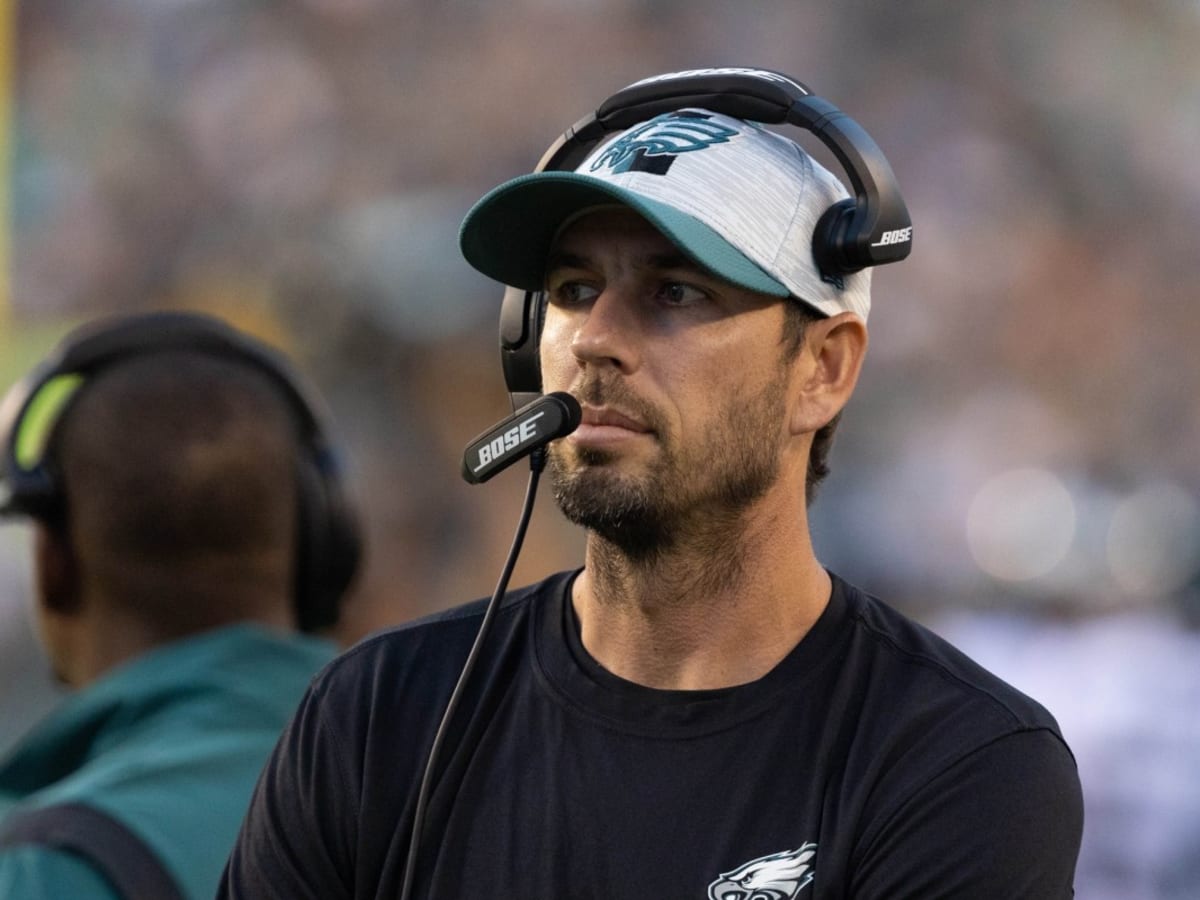 McLane] #Eagles OC Shane Steichen said he'll continue to call plays this  coming season. Nick Sirianni said that the midseason change last year  played a vital role in offensive turnaround. : r/eagles