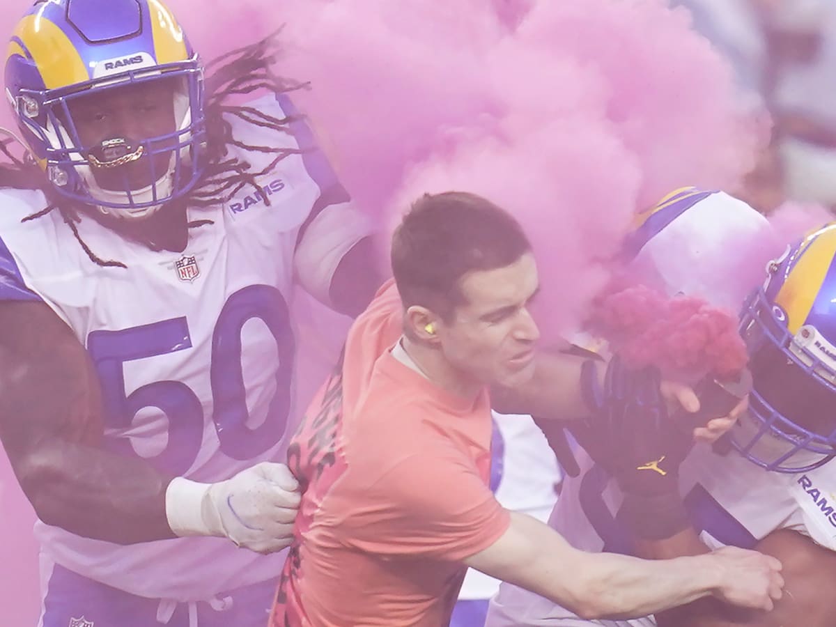 mnf pink smoke