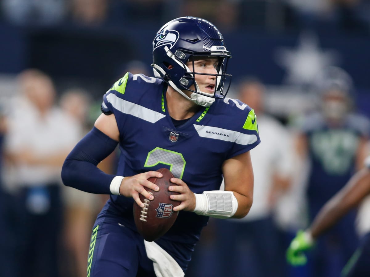 Seattle Seahawks QB 'Disaster' - Geno Smith vs. Drew Lock - 'Most  Embarrassing' of All Time? - Sports Illustrated Seattle Seahawks News,  Analysis and More