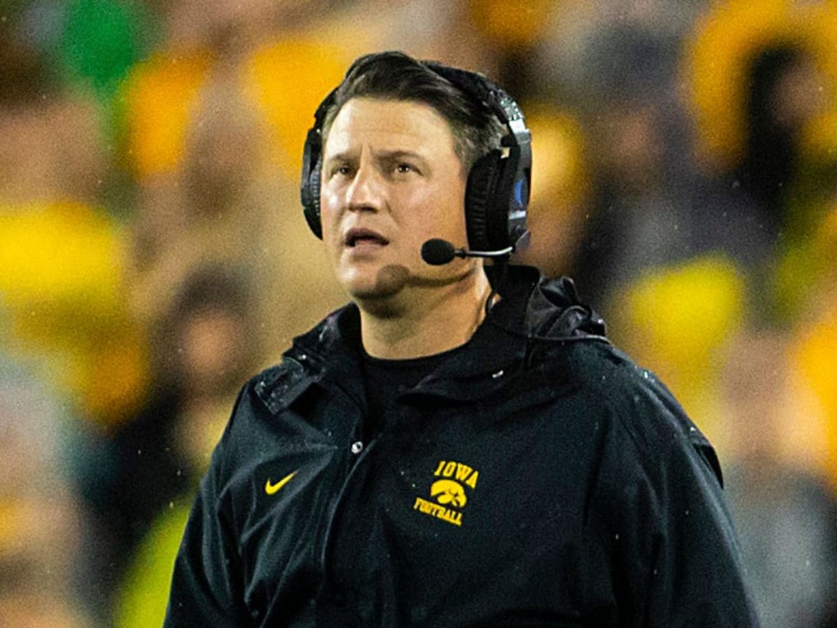 If Iowa offense ups its game, OC Brian Ferentz recoups pay