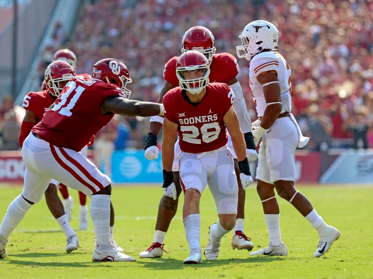 Oklahoma Football: Three Sooners named in top 32 offensive tackles