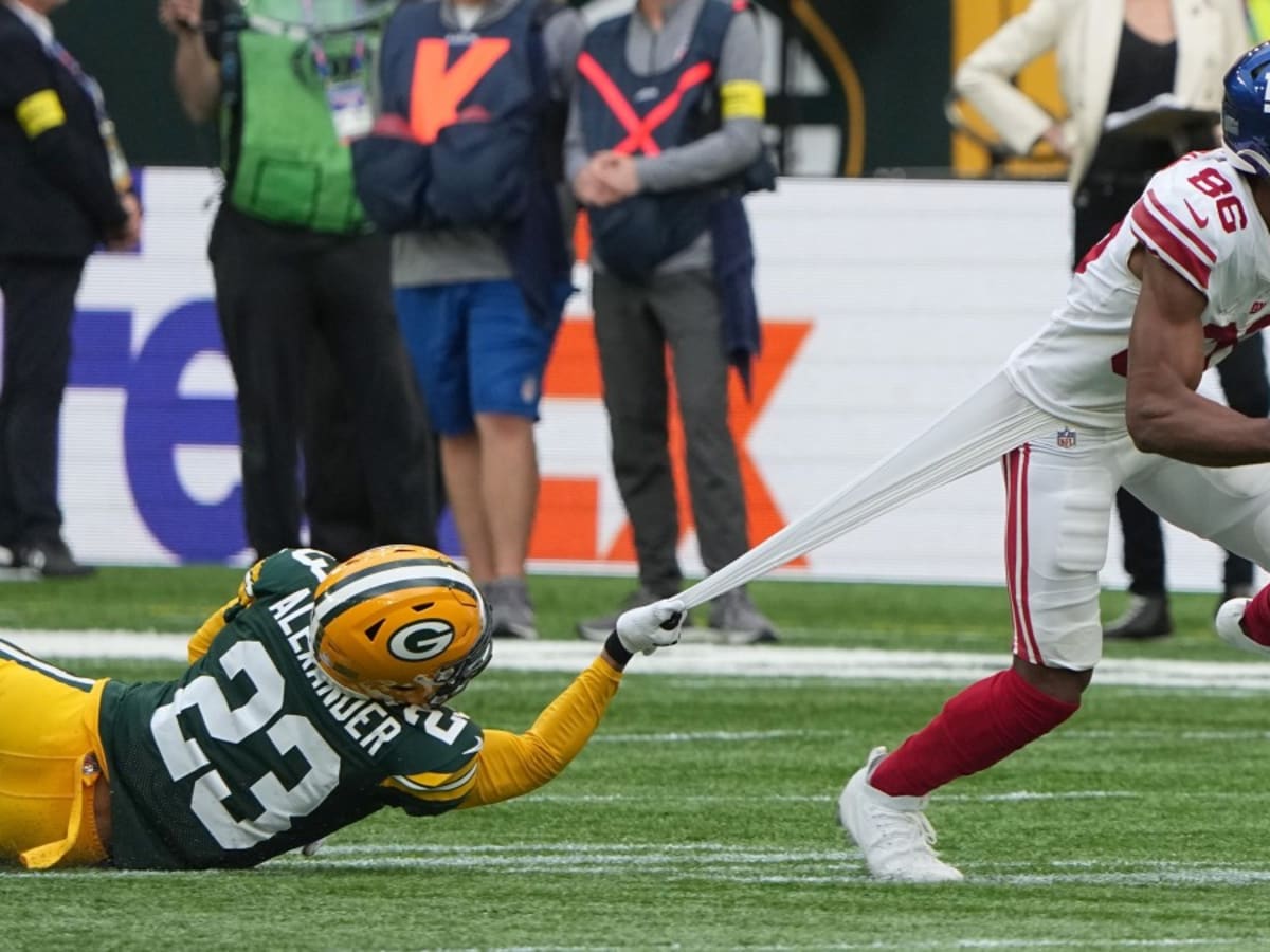 Green Bay Packers cornerback Eric Stokes (21) plays defense during an NFL  football game against the New England Patriots Sunday, Oct. 2, 2022, in  Green Bay, Wis. (AP Photo/Jeffrey Phelps Stock Photo - Alamy