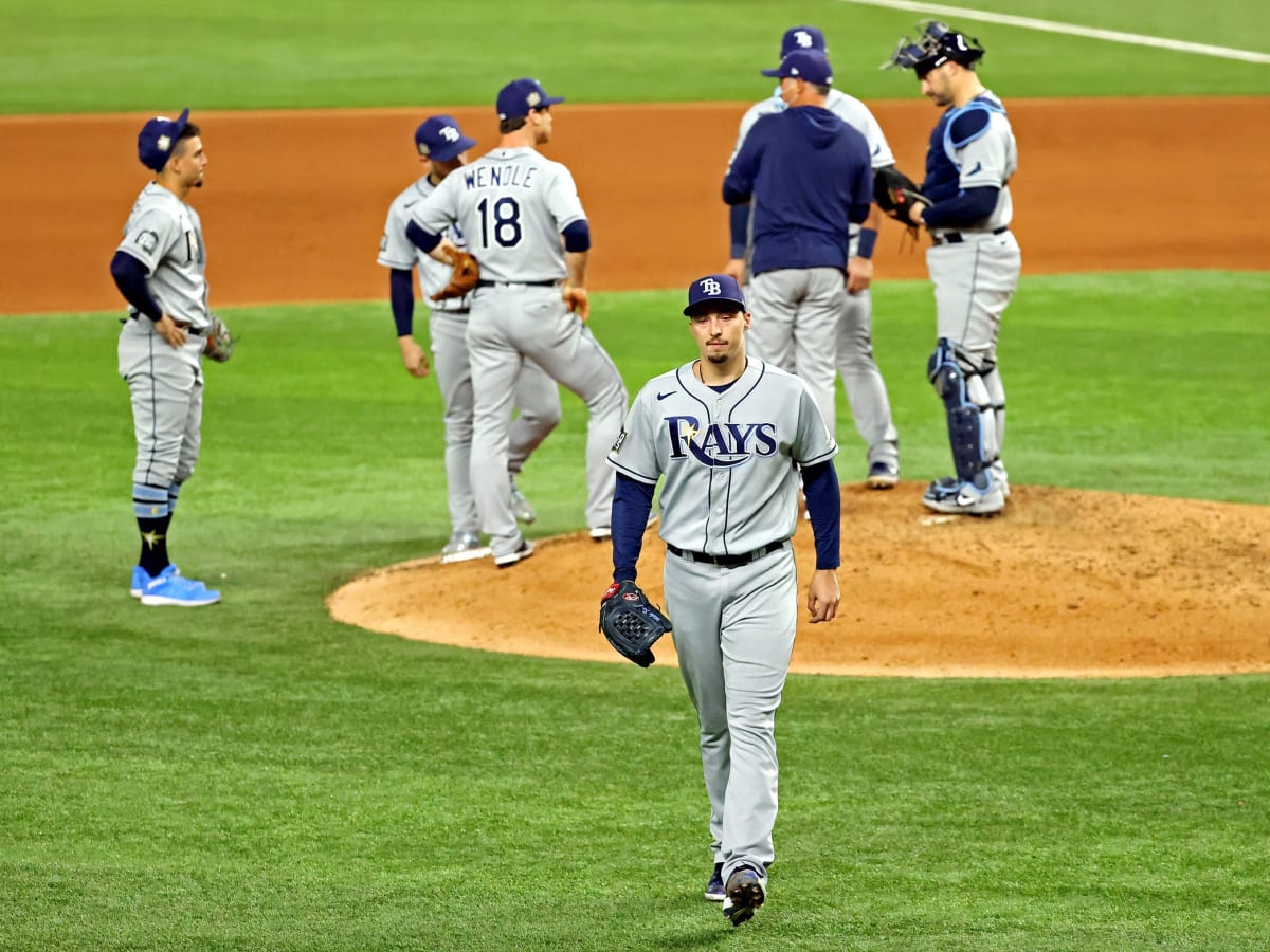 Dodgers Nation on X: Happy Father's Day to Austin Barnes! Great Dads teach  their kids lessons, like the one Barnsey taught his son Blake Snell in the  2020 World Series! #Dodgers  /