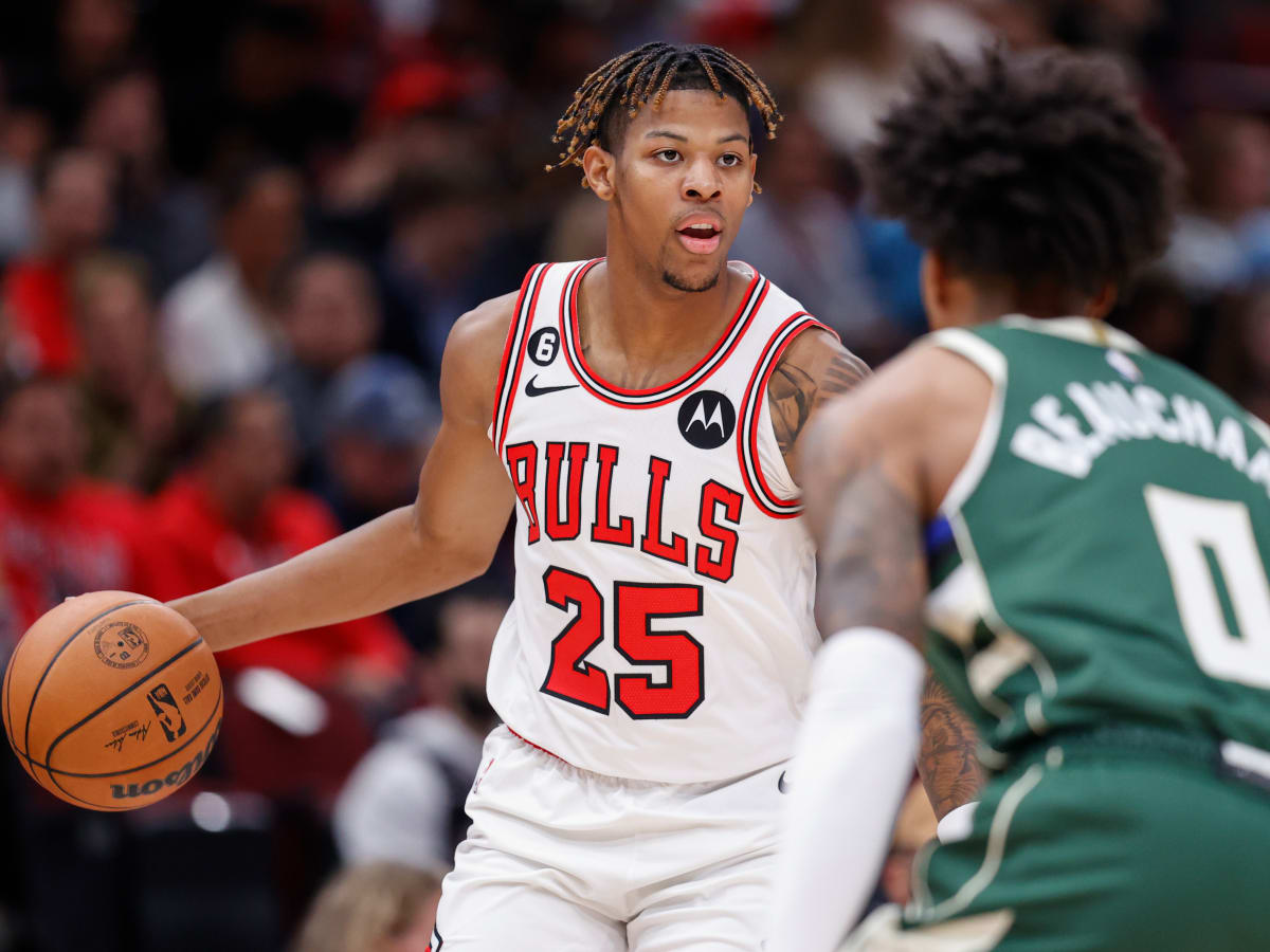 Regular playing time remains a waiting game for Bulls rookie Dalen