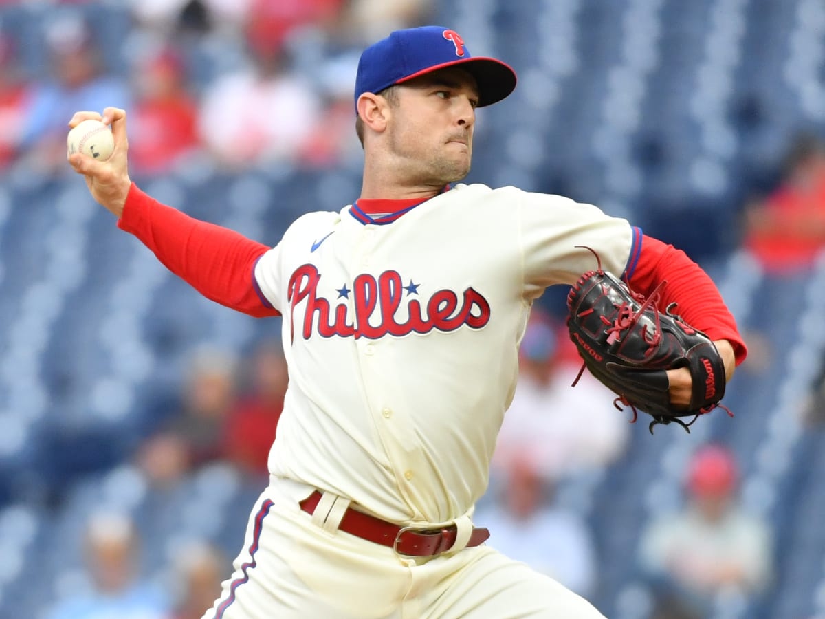 Reliever David Robertson on the move in MLB trade 