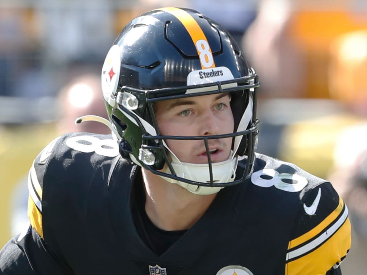 Steelers place N.J. native Kenny Pickett in concussion protocol 