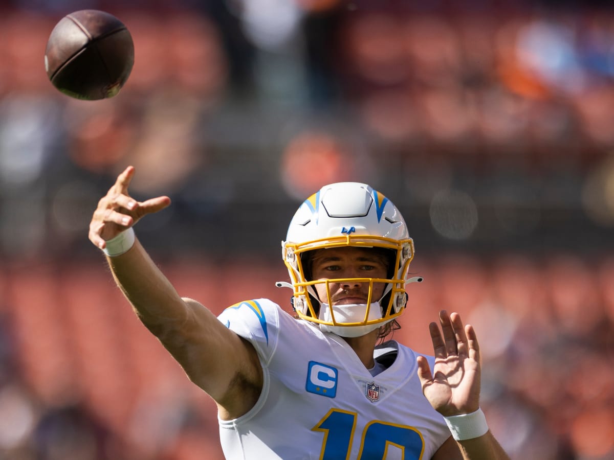 Chargers-Broncos Week 18 Odds, Lines, Spread and Betting Preview - Sports  Illustrated