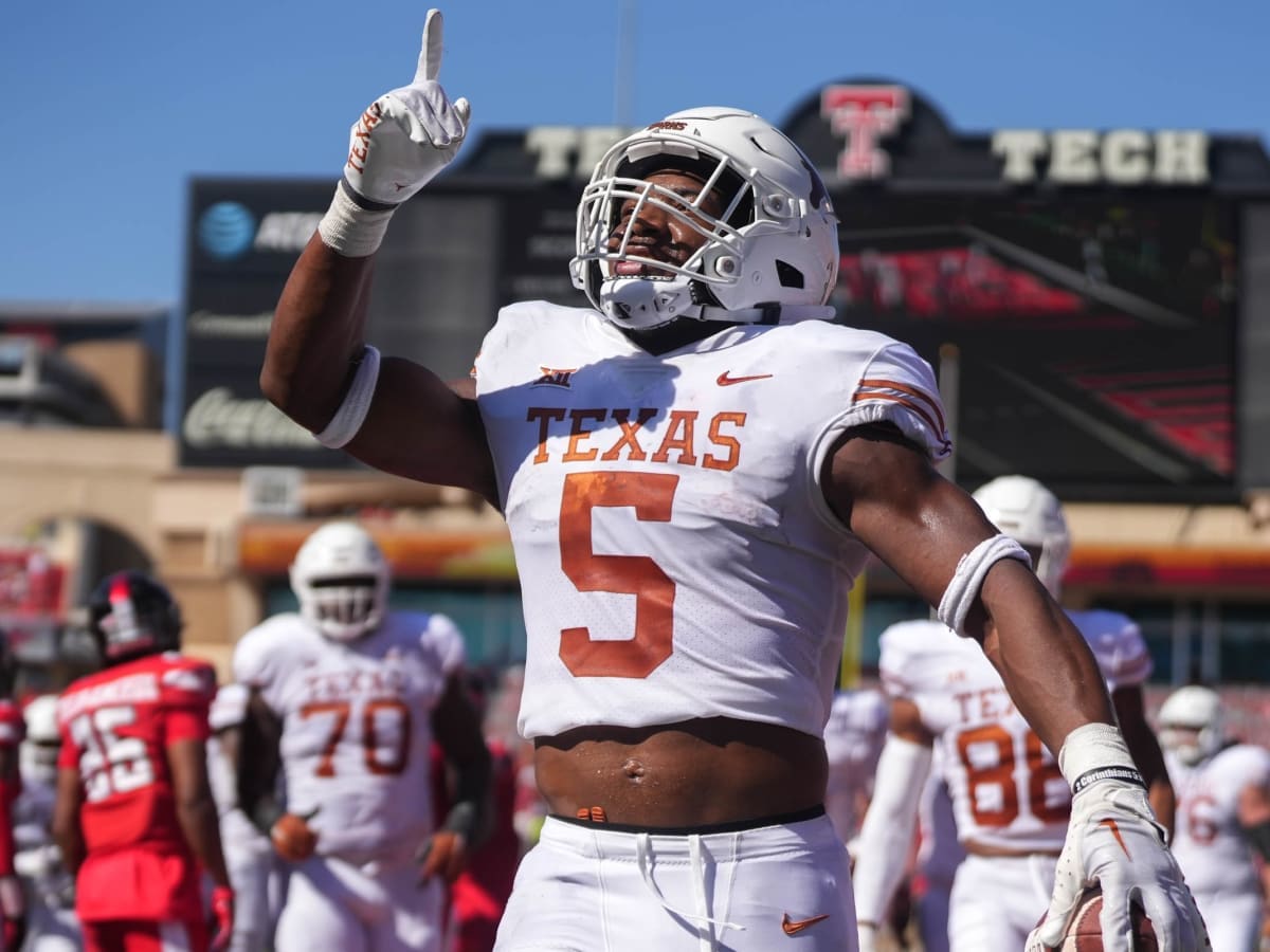 Falcons select Texas RB Bijan Robinson with No. 8 overall pick in