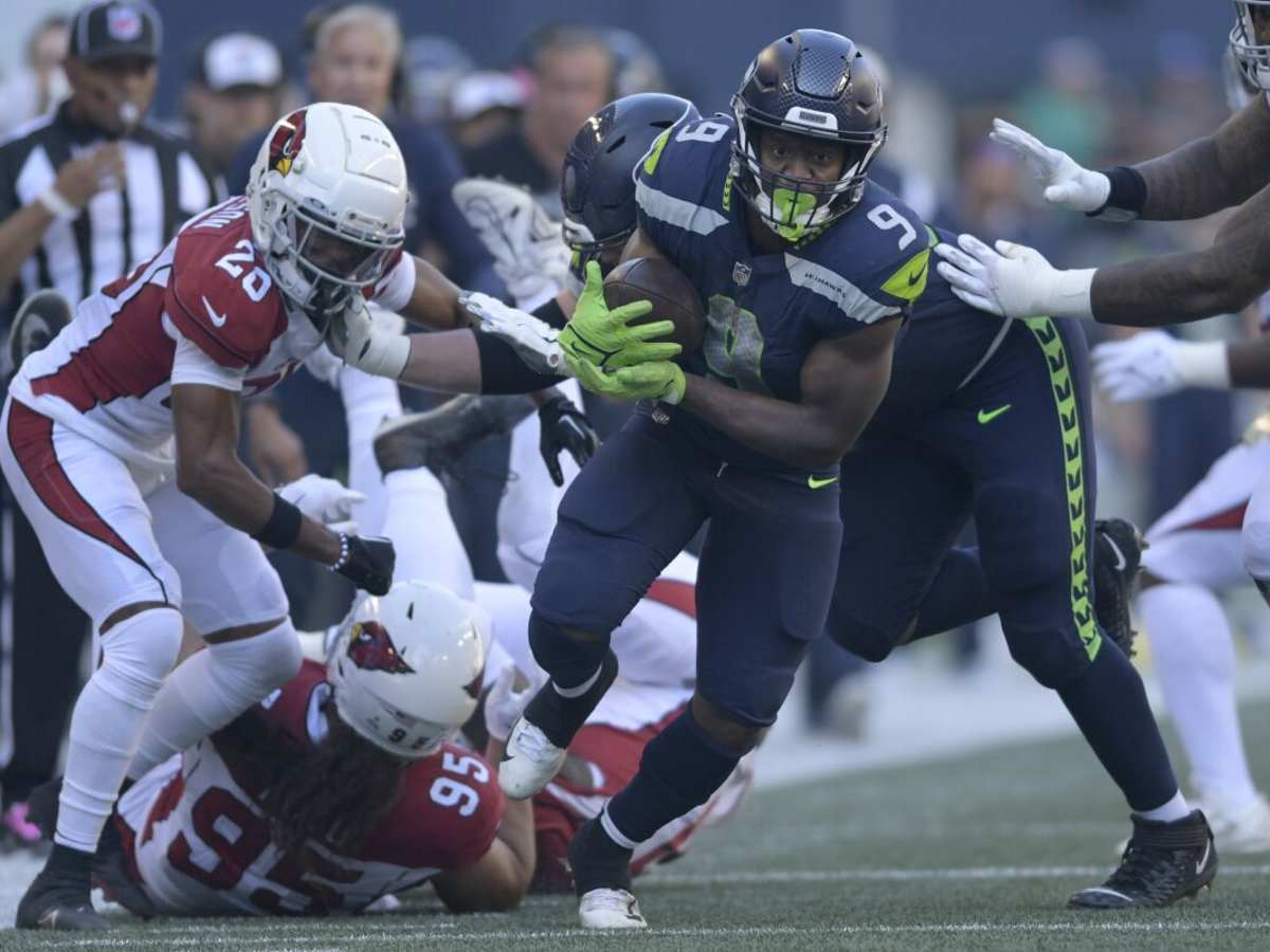 Seattle Seahawks win 4th straight game, beat Arizona Cardinals