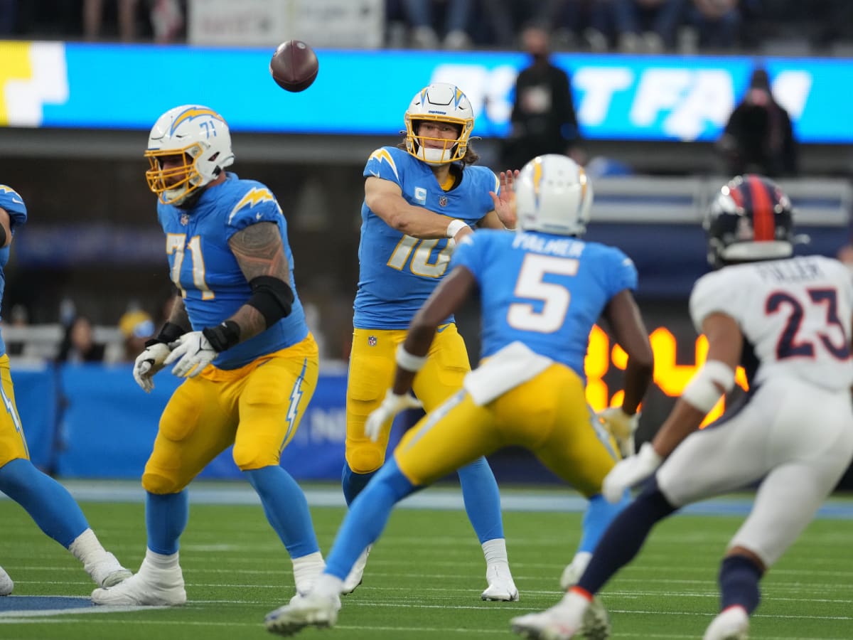 Monday Night Football' Week 6 expert picks: Denver Broncos at L.A. Chargers  - Pride Of Detroit