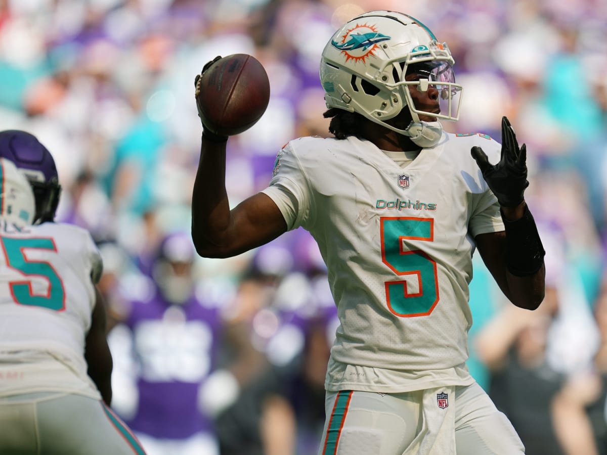 Saturday Miami Dolphins Mailbag: Bridgewater, Running Game