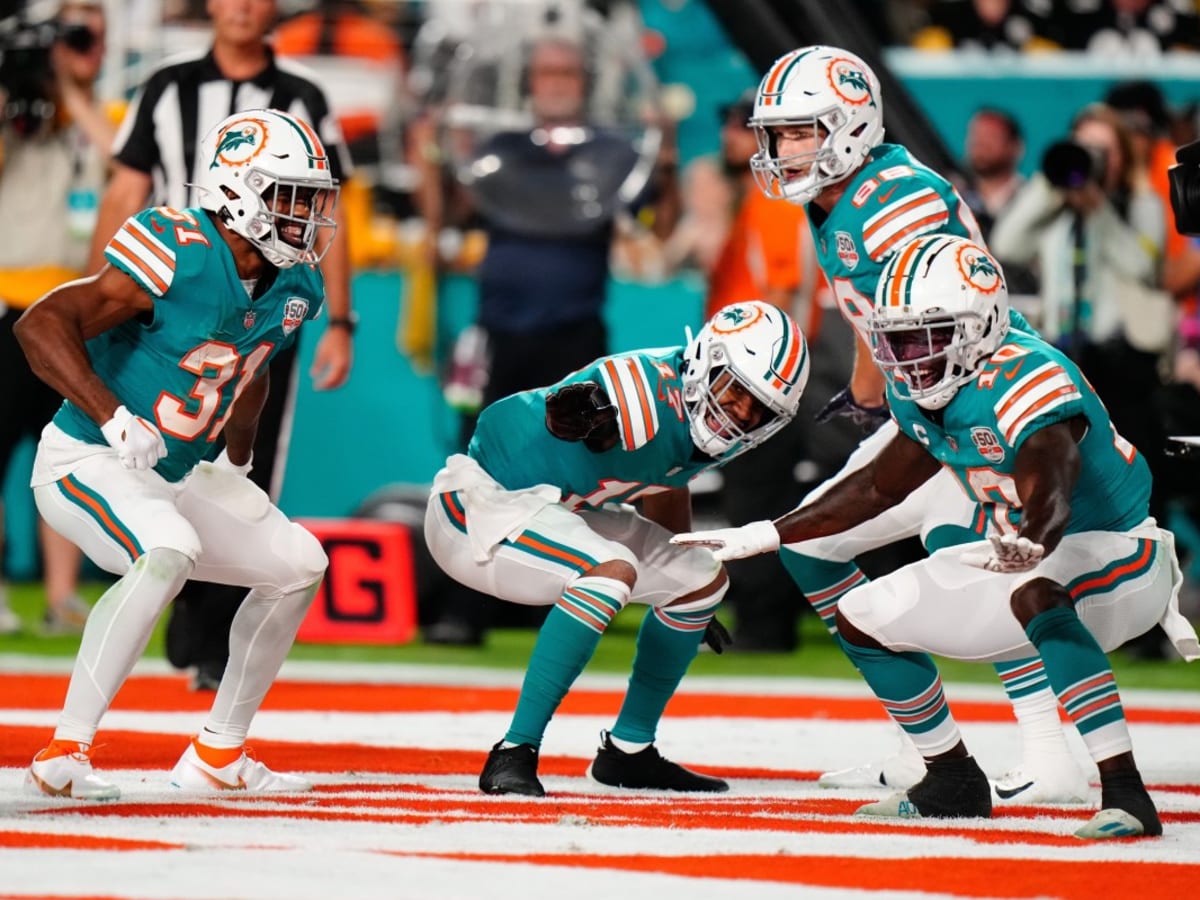 Miami Dolphins 2022 Week 6 Snap Count Observations - Sports Illustrated Miami  Dolphins News, Analysis and More