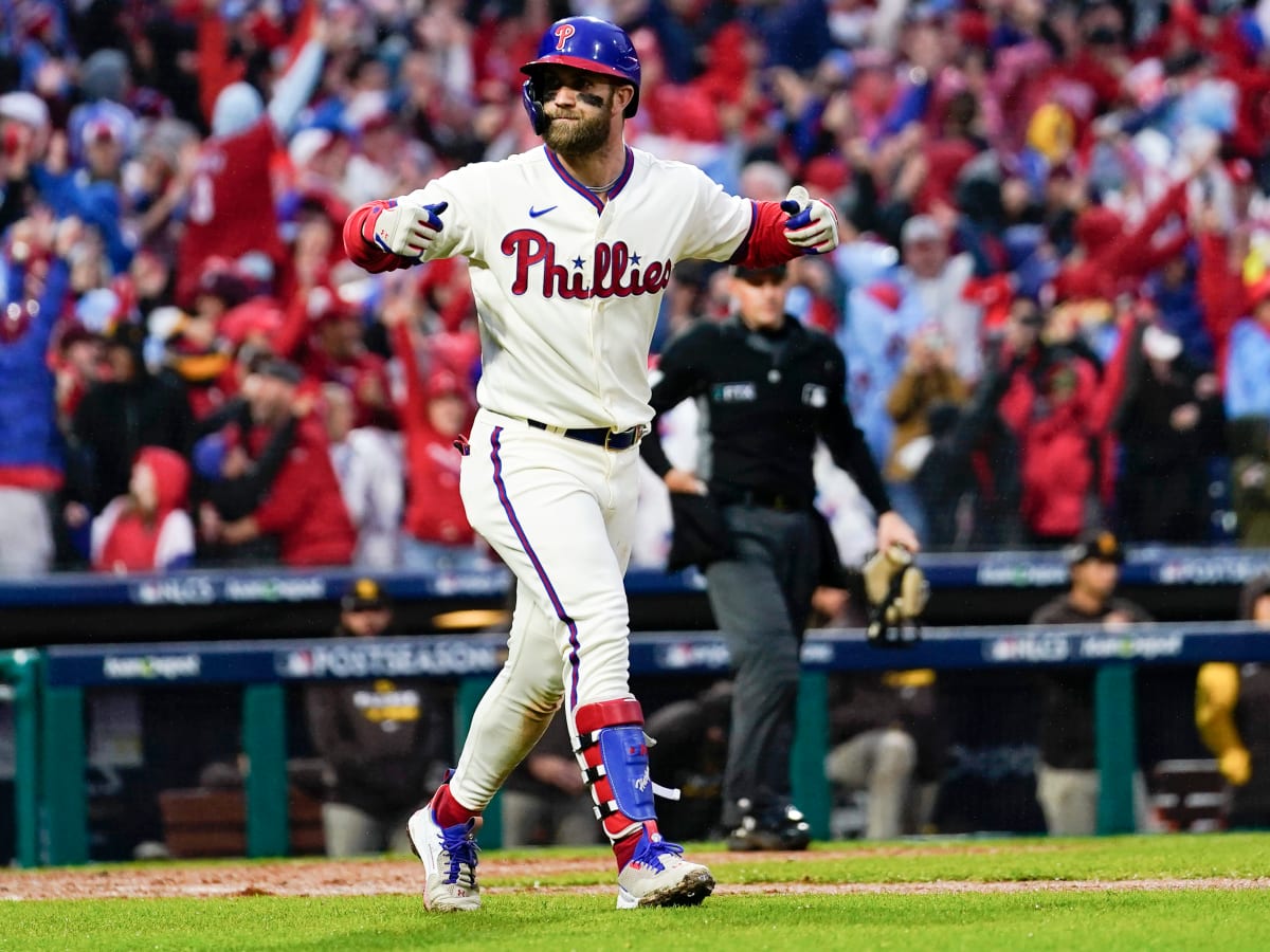 Bryce Harper shines as Phillies aim for second straight World Series