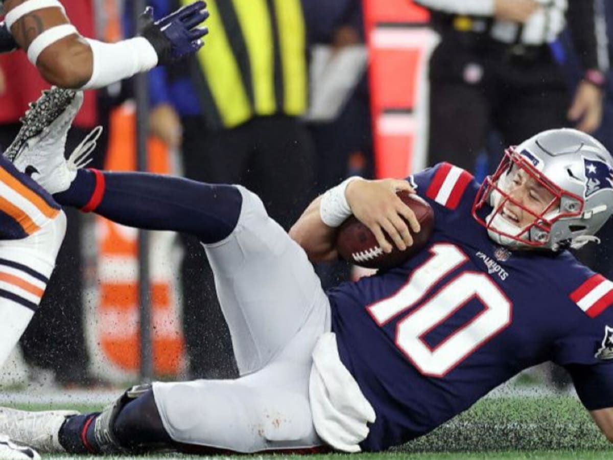 Patriots – Bears: Mac Jones congratulates Bailey Zappe after MNF TD