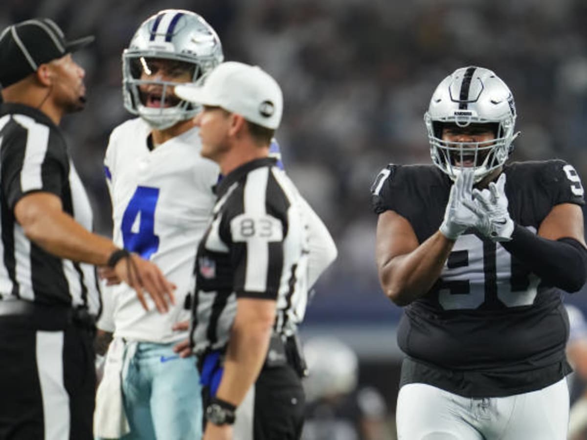 Cowboys acquire DT Jonathan Hankins in trade with Raiders