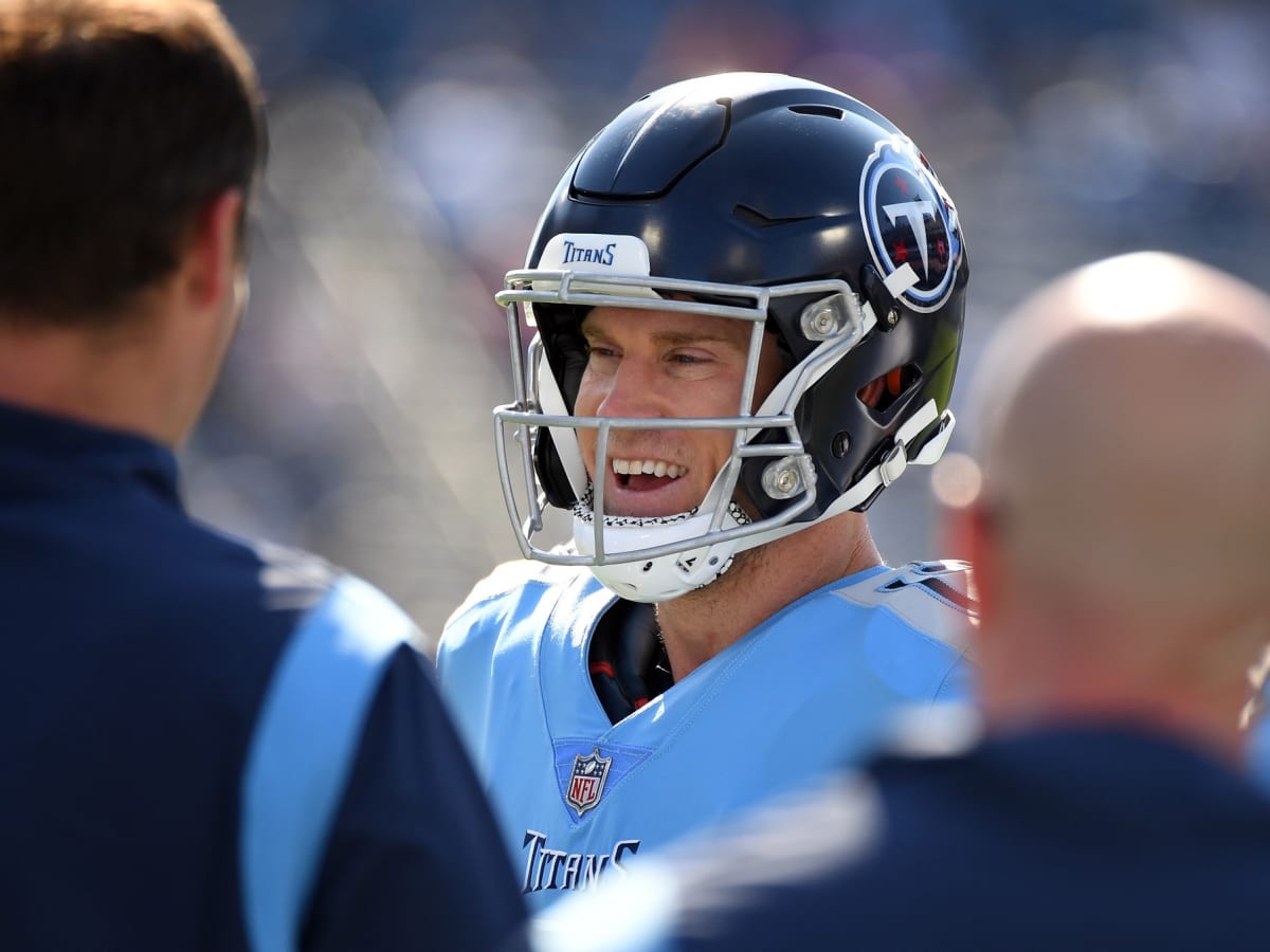 Helmet Stalker on X: Titans QB Ryan Tannehill has been named the 2019 NFL  Comeback Player of the Year. Tannehill used a Riddell SpeedFlex Precision  Diamond with an SF-2BD-SW facemask and a