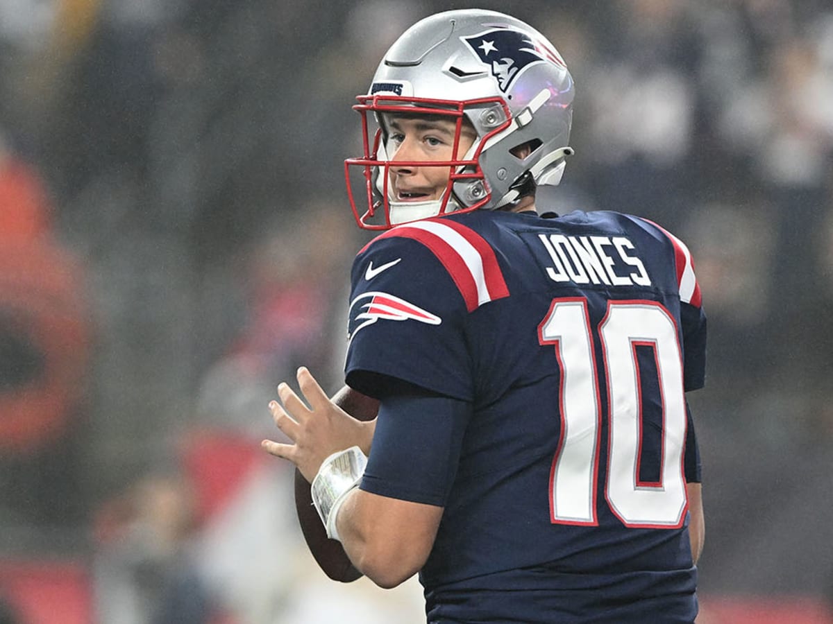 Patriots-Jets anti-analysis: Yes, Mac Jones did wink at a defender