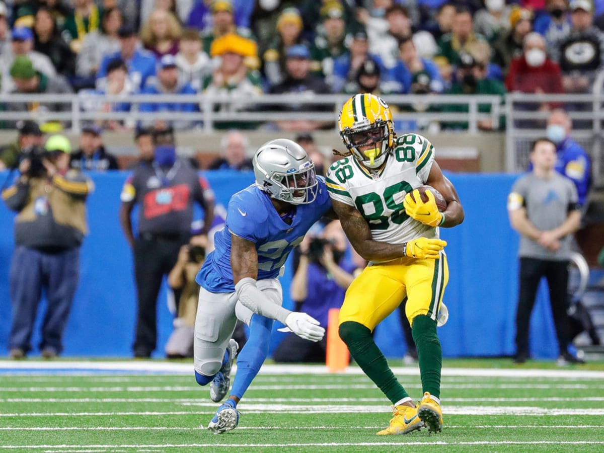 Detroit Lions fans completely take over Lambeau Field after