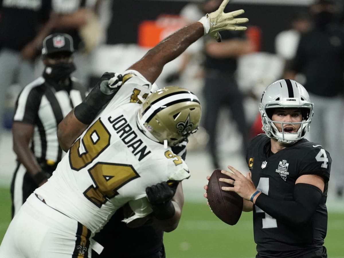 Las Vegas Raiders quarterback Derek Carr: Raiders anticipated the New  Orleans Saints' best - Sports Illustrated Las Vegas Raiders News, Analysis  and More