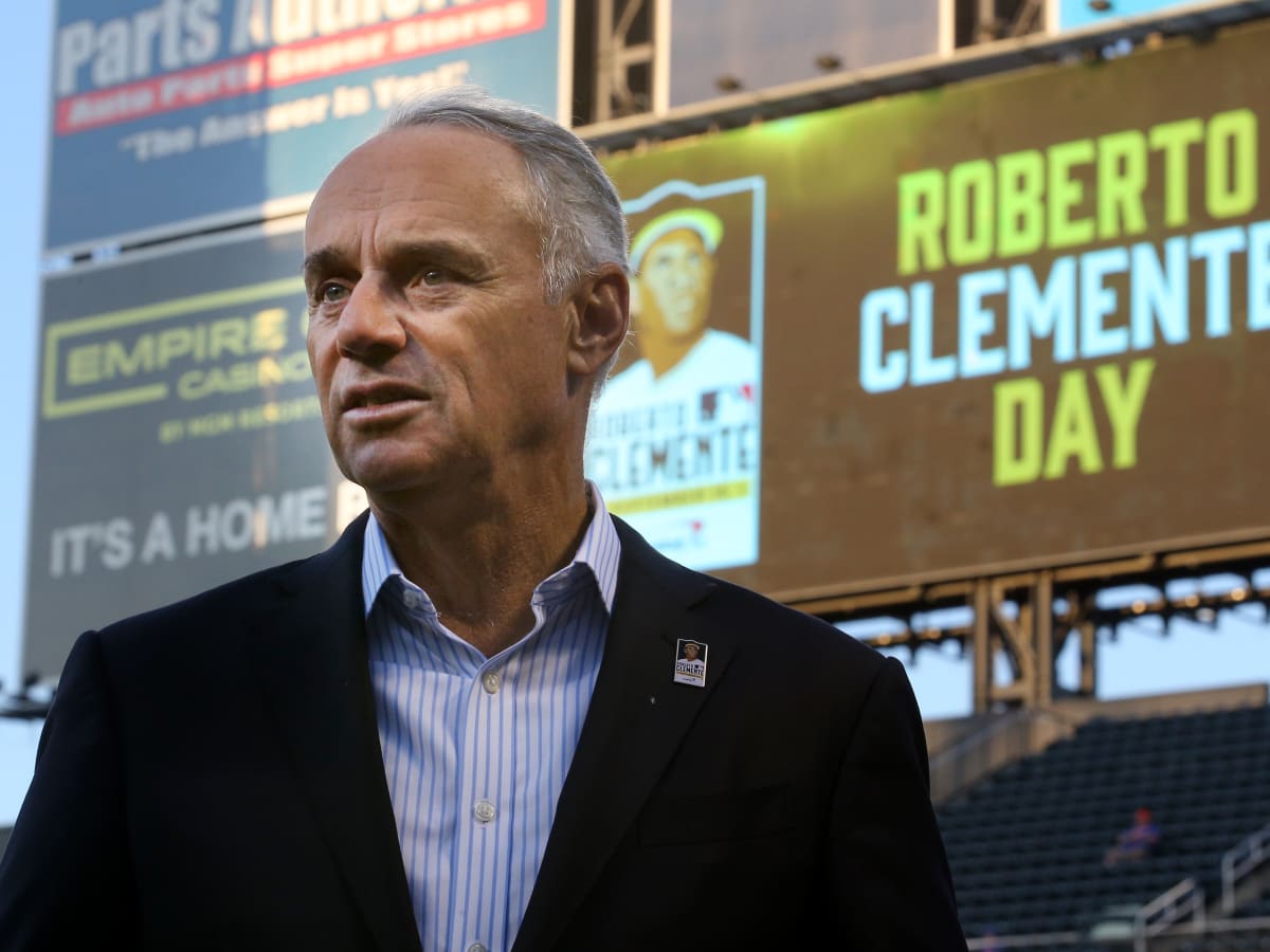 Manfred: Oakland owner focusing on move to Las Vegas Ohio & Great