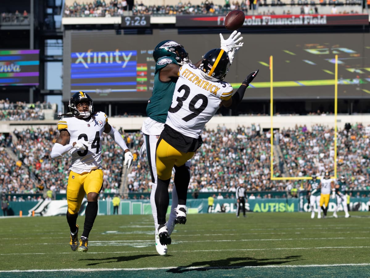 Eagles' A.J. Brown (3 TDs vs. Steelers) had teammates in awe: 'Just throw  that mother to number 11′ 