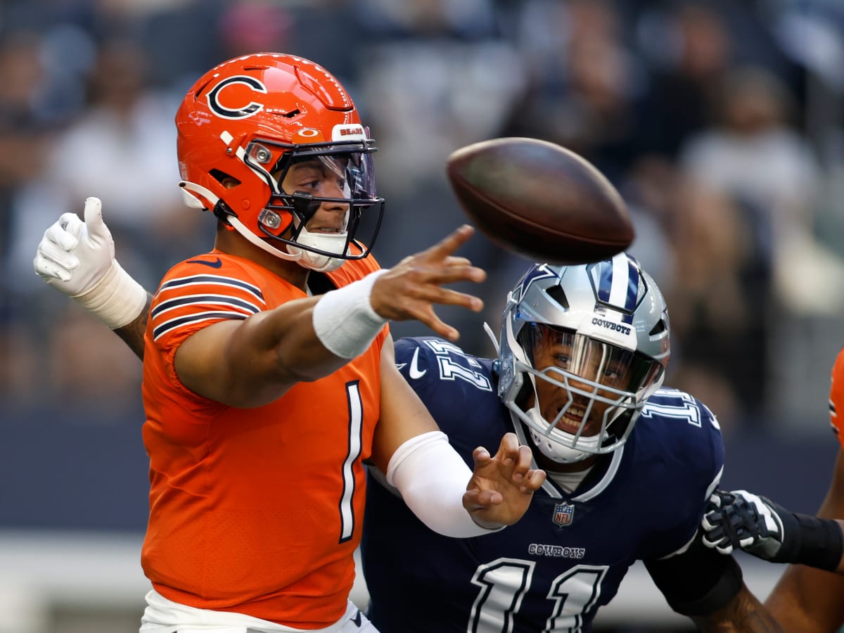 Watch: Cowboys LB Micah Parsons makes next-level effort on fumble return  for TD vs. Bears