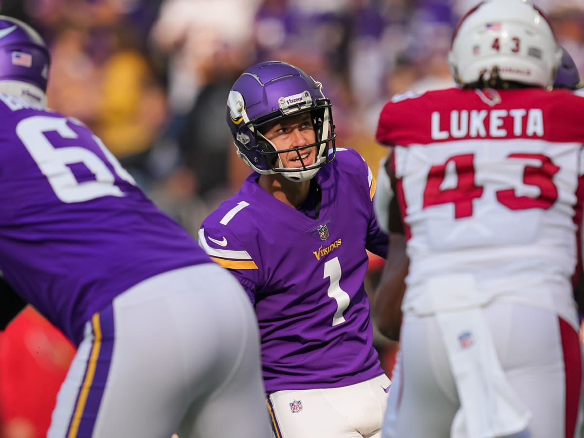 Vikings' Greg Joseph honored for record-breaking field goal after