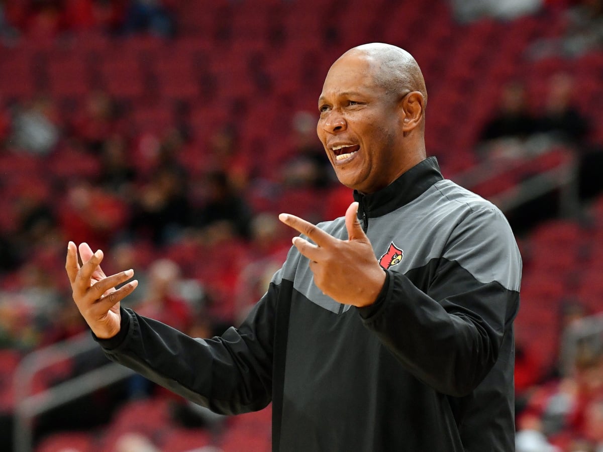 Bellarmine narrowly beats Louisville in Kenny Payne's debut