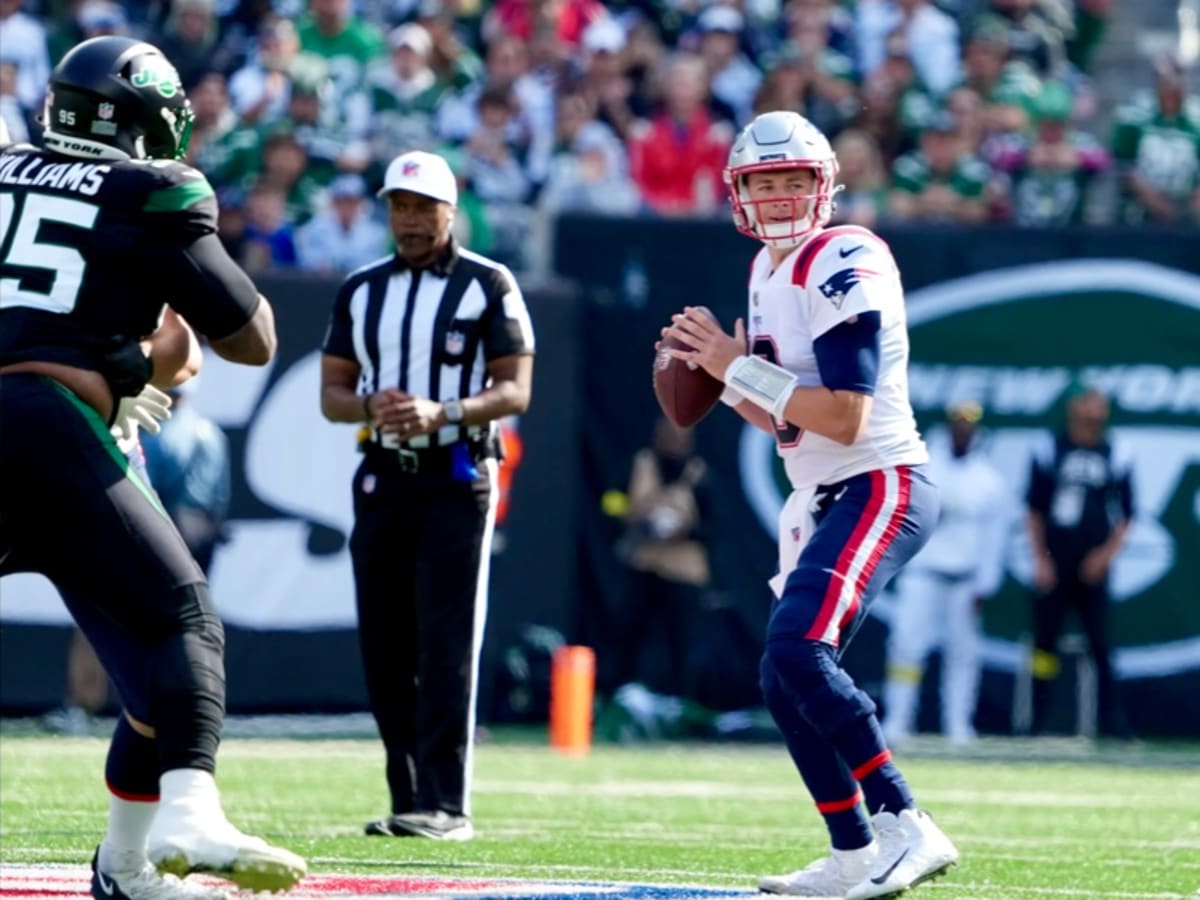 New England Patriots Extend Winning Streak Against New York Jets With Game-Winning  Punt Return - Sports Illustrated New York Jets News, Analysis and More