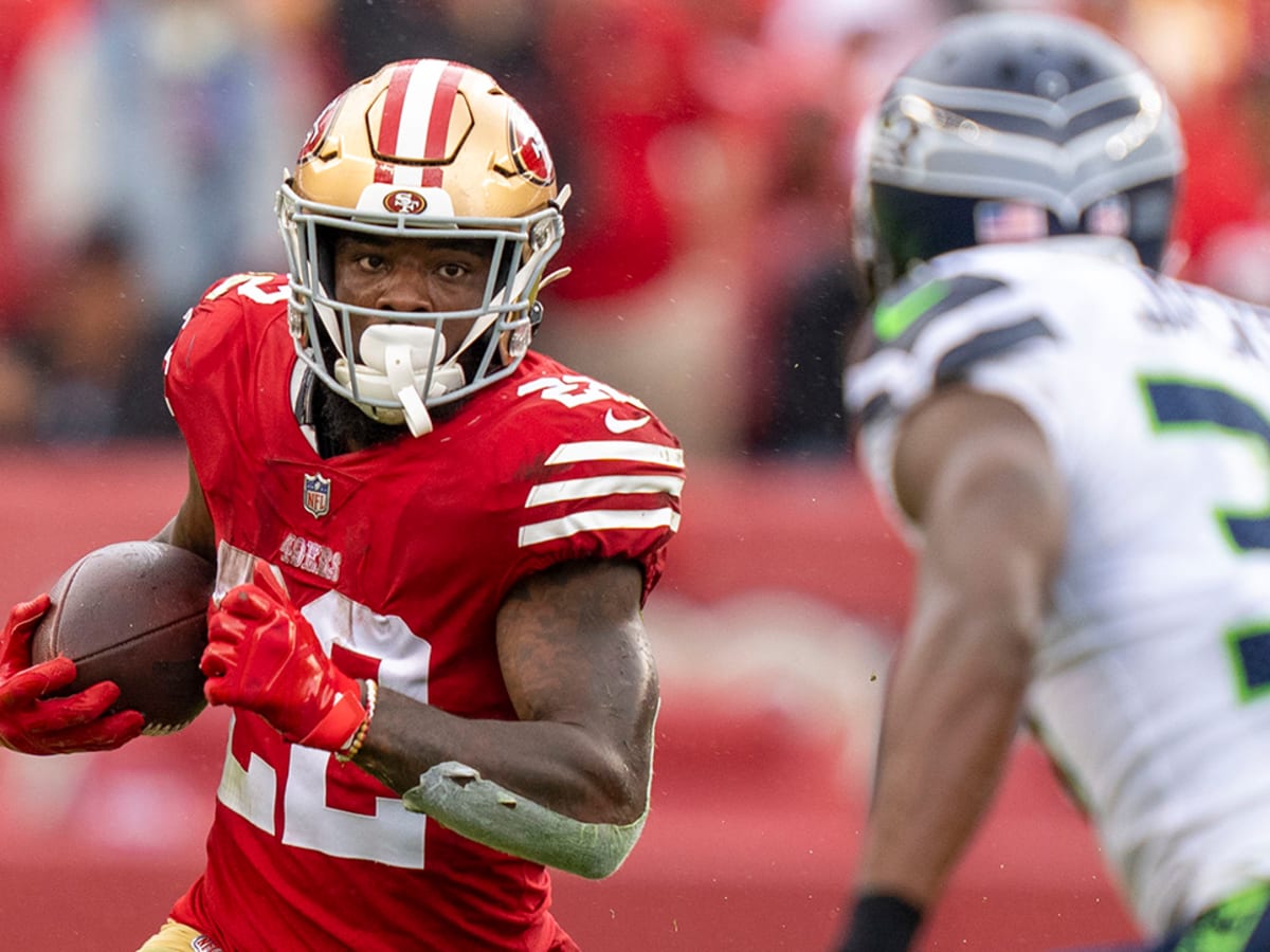 Jeff Wilson Jr. trade details: Dolphins acquire RB from 49ers