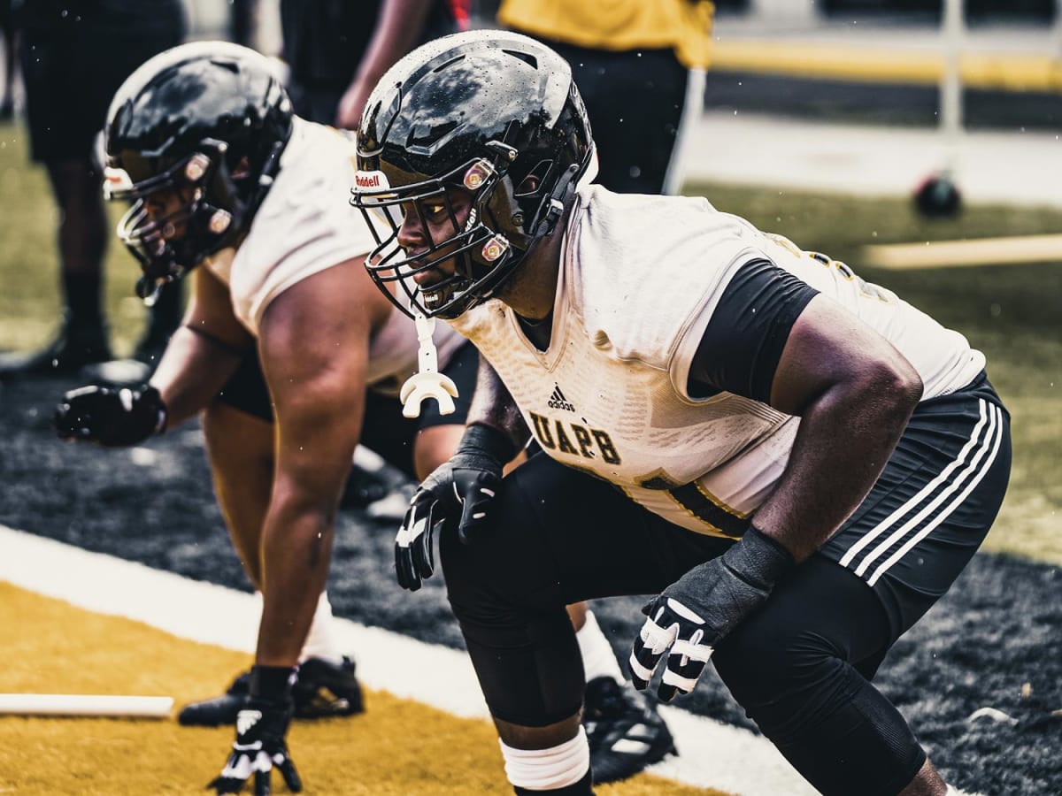 Denny's All-Pancaker Team: UAPB OL Mark Evans II Interview - HBCU