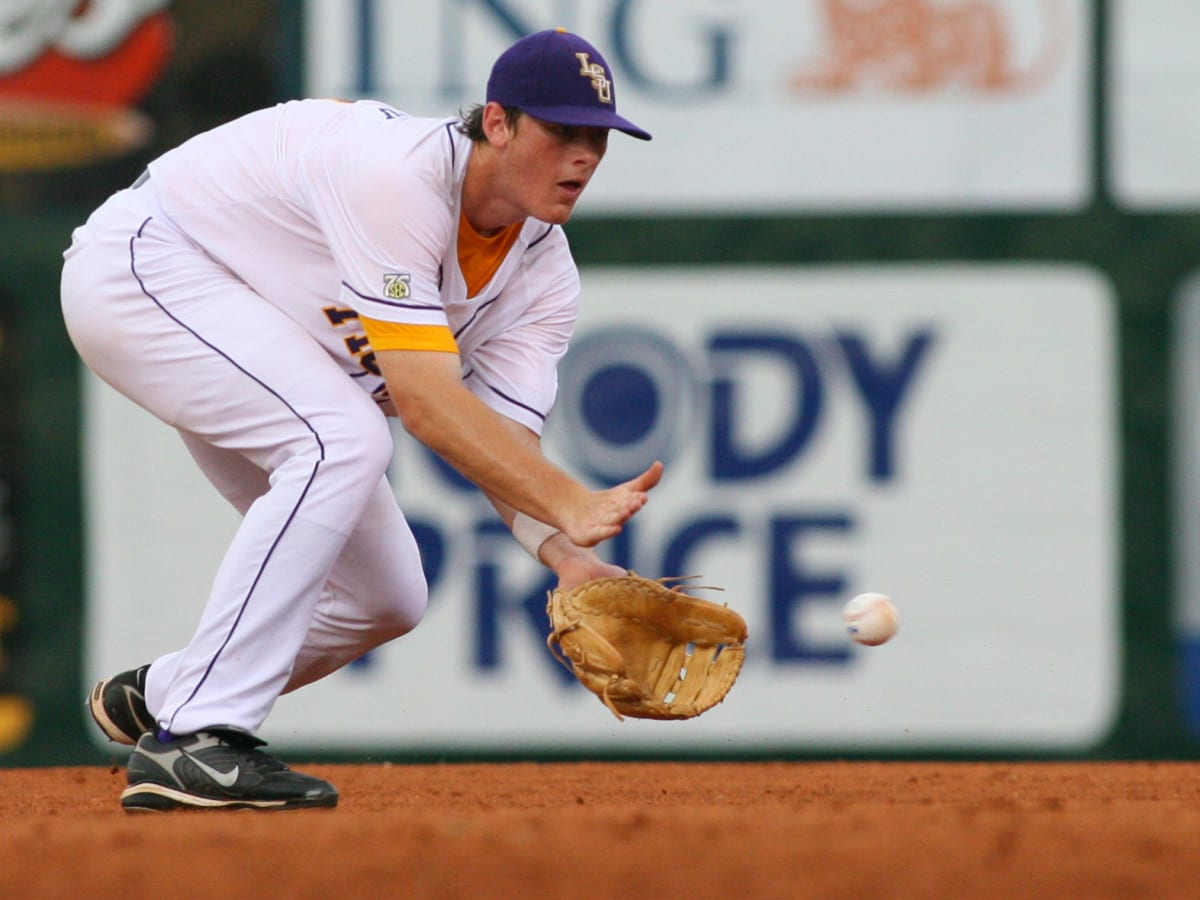 Former LSU Tiger DJ LeMahieu becomes first MLB player to win batting titles  in both leagues