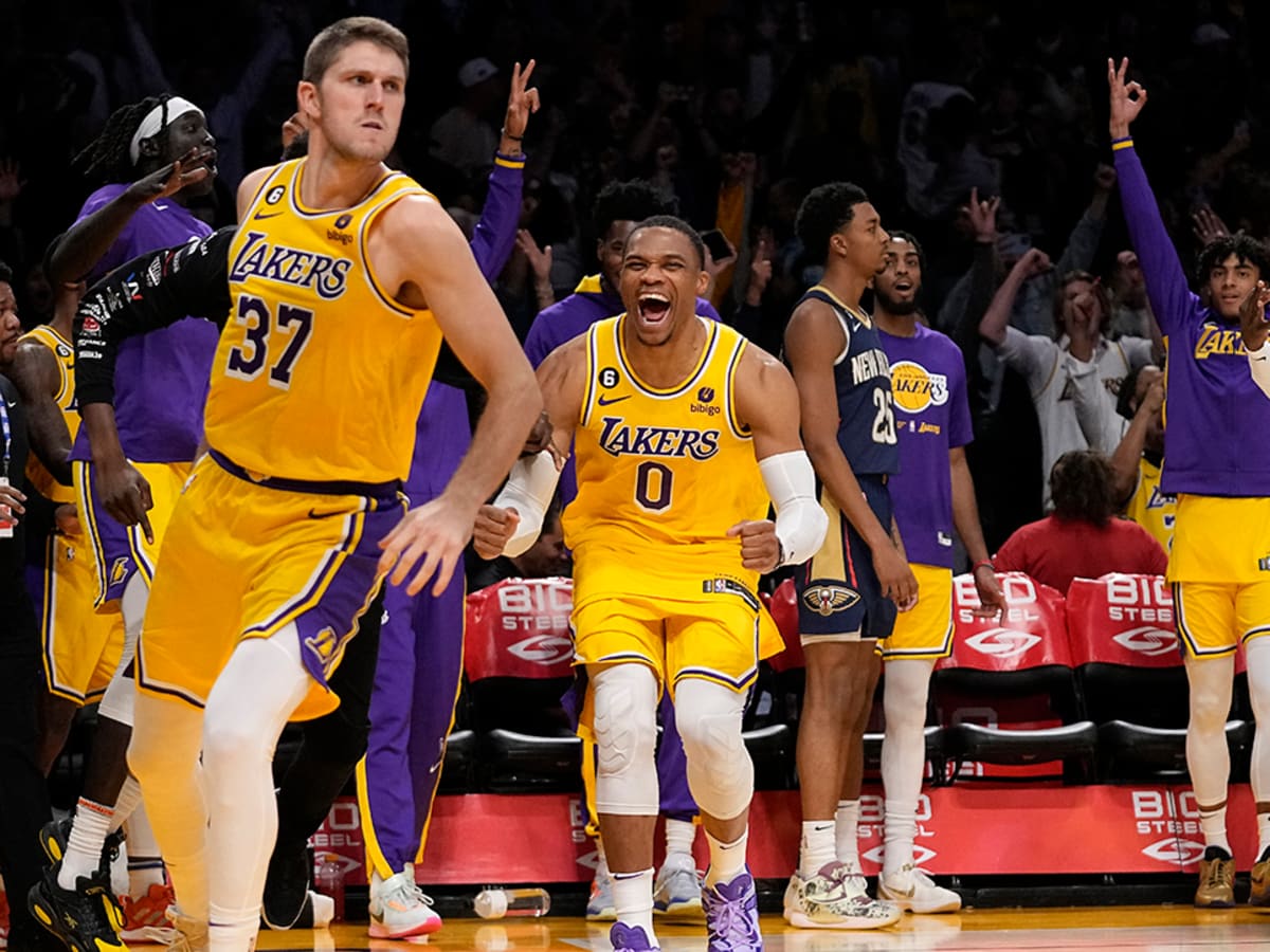 Matt Ryan's Buzzer Beater Forces OT, Lakers Rally For 120-117 Win Over  Pelicans – NBC Los Angeles