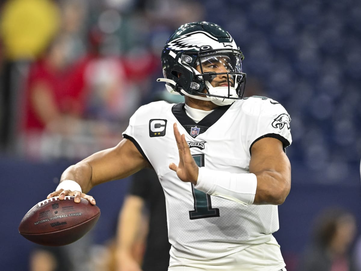 Jalen Hurts returns to hometown as unbeaten Eagles face Texans