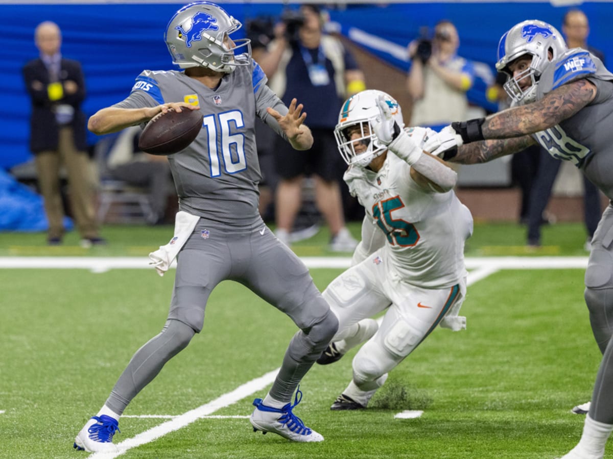 Detroit Lions' Jared Goff: Rash of holding penalties 'not fair'