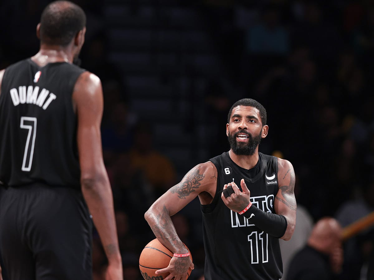 Kyrie Irving Reportedly Asks Cavs for Trade As Team Seems to Falter
