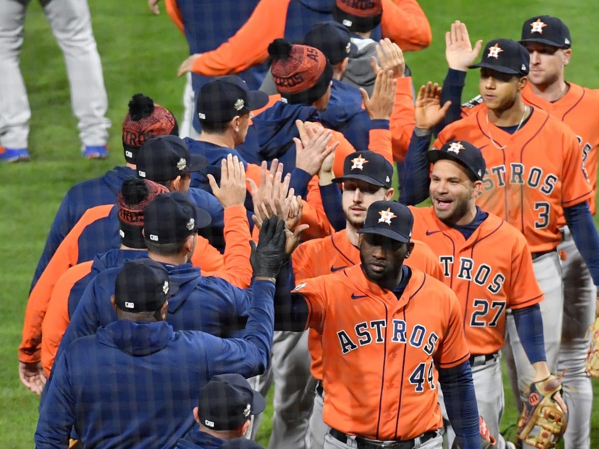 MLB playoffs: Astros win Game 2 of ALDS after Indians bullpen falters