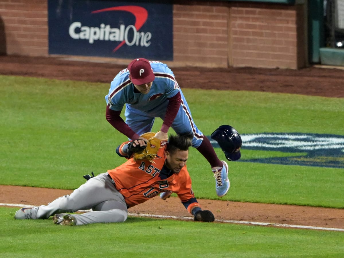 La Piña!!! Happy 37th birthday to @astrosbaseball first baseman Yuli  Gurriel @el_yuly10 🍍#ForTheH #astros #baseball #mlb