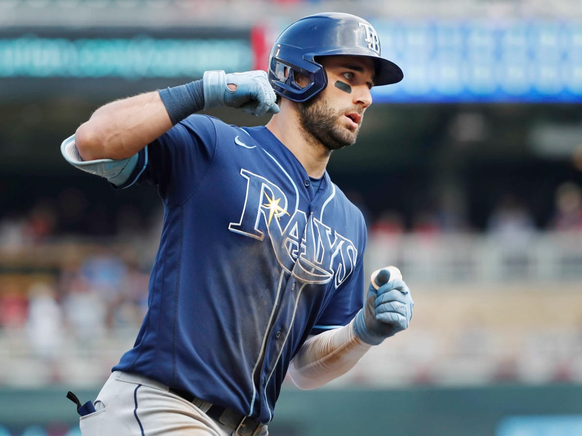 This was special. Kevin Kiermaier spotted a familiar face prior to  tonight's game: His older brother Dan, the head groundskeeper at…