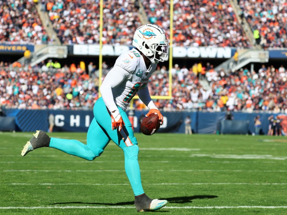 Miami Dolphins beat Chicago Bears, 35-32, improve to 6-3