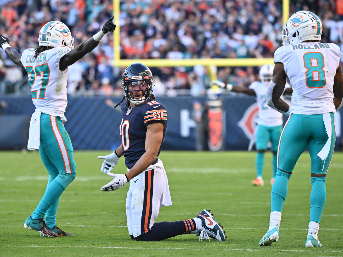 Chicago #Bears wide receiver Chase Claypool (10) can't make a catch in the  end zone under pressure from New York #Jets cornerback Sauce…